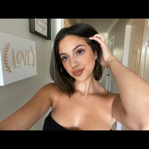 Meet your Posher, Kaitlyn - Picture 1 of 1